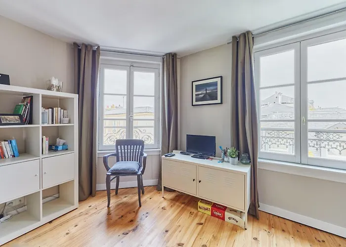 Le Trianon - Appt à 100m De La Appartement *